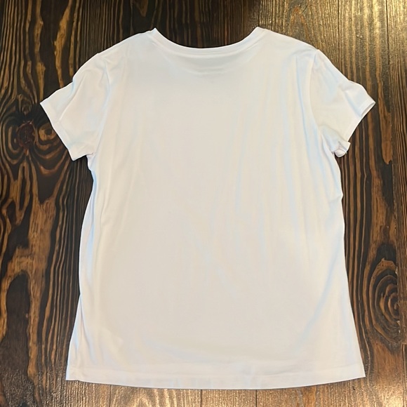 Basic White tee - Picture 2 of 2